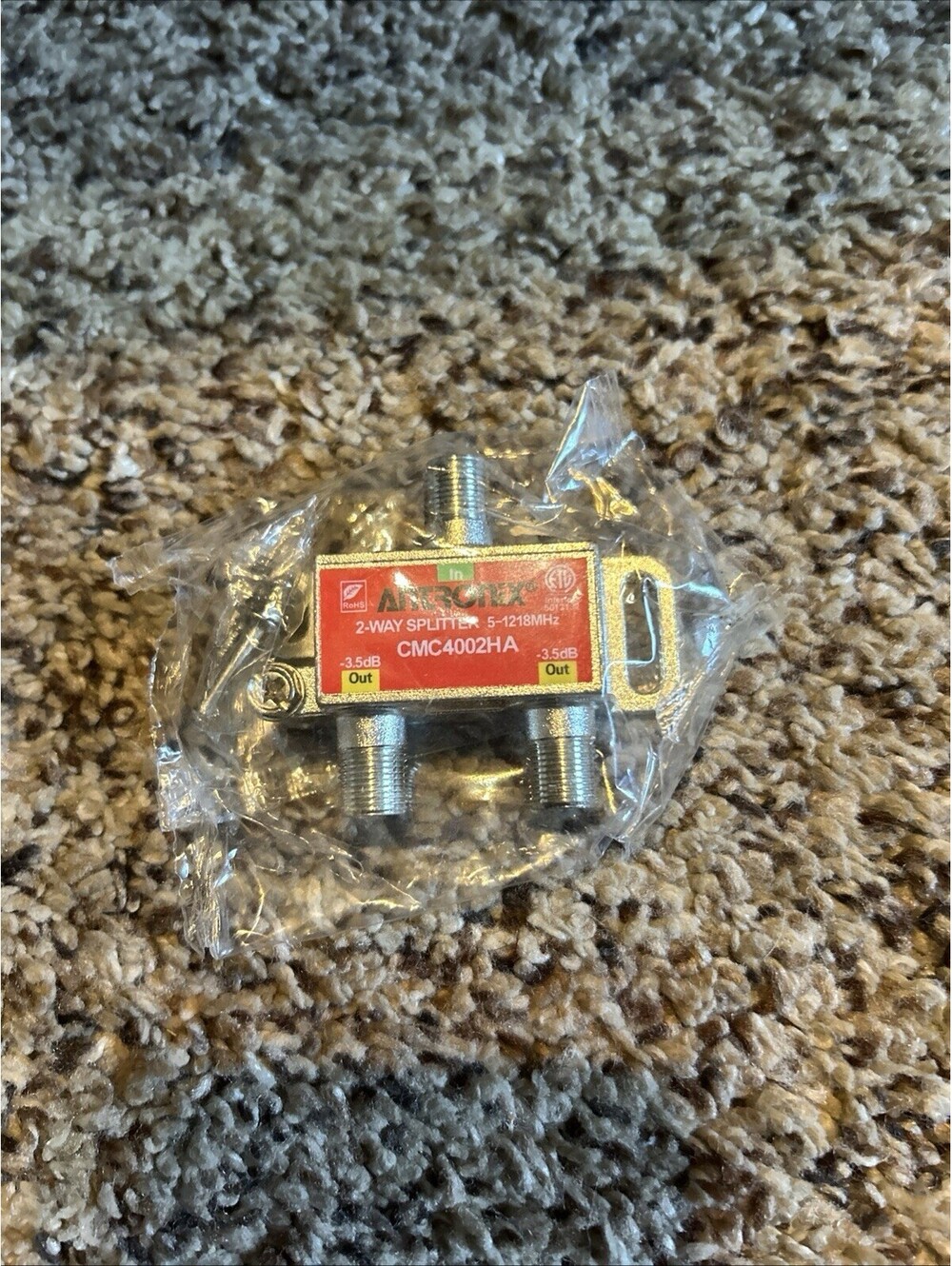 New 2 Way Cable Splitter